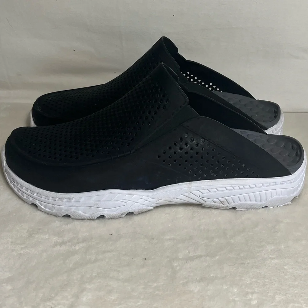 Skechers Foamies Creston Black and White Men's Slip-On Clog Shoes Sz 13